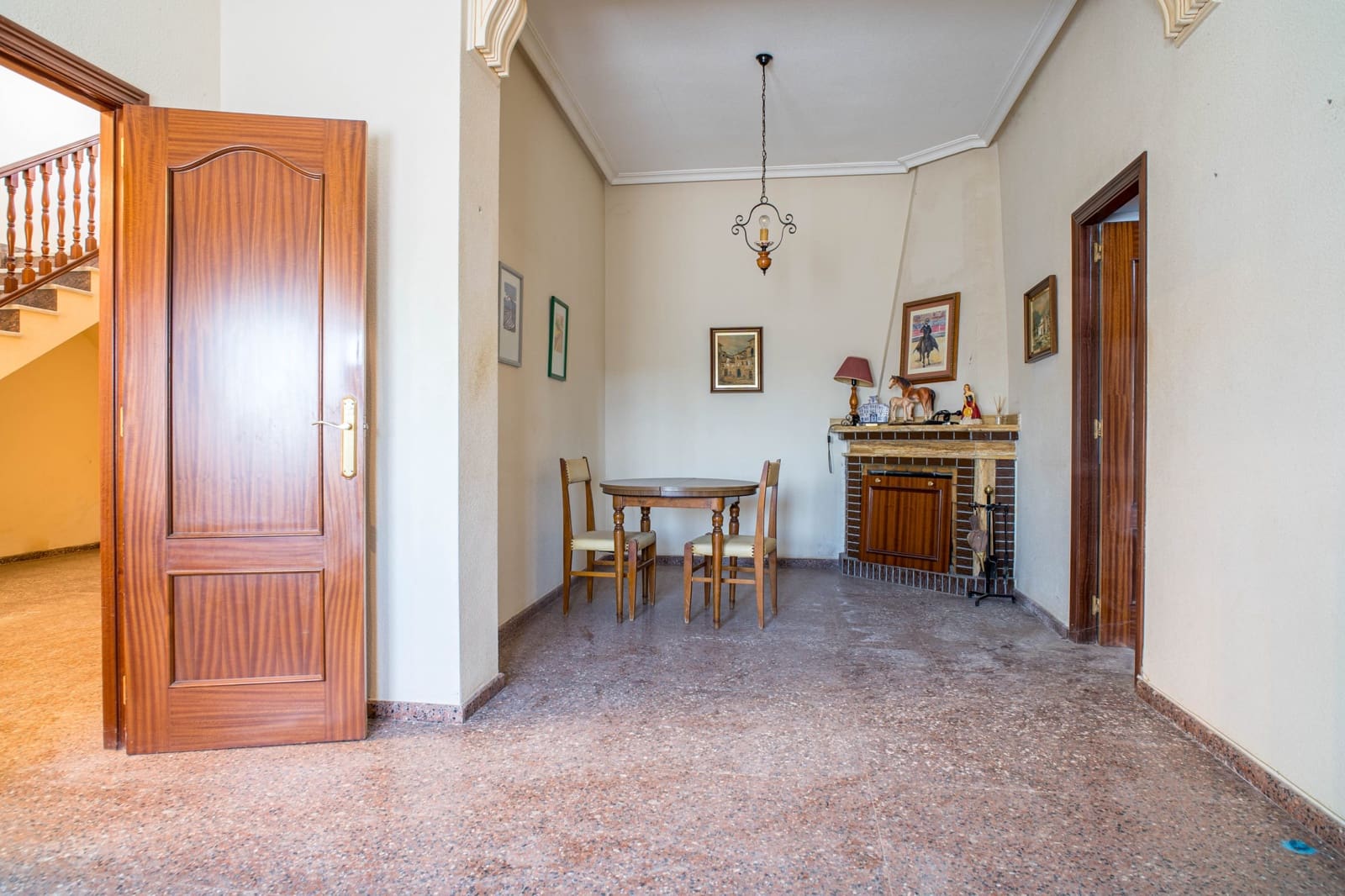 6 makuuhuone Maalaistalo myytävänä paikassa Monovar / Monover - 395 000 € (Ref: 9894946)
