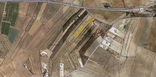 Grunde uden byggetilladelser til salg i Pinoso - € 65.000 (Ref: 9894949)