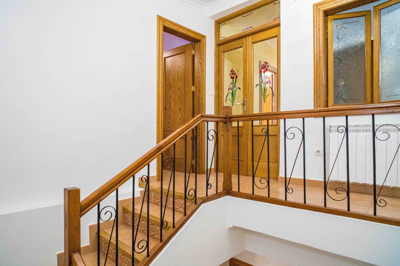 Casa de 5 habitaciones en Pinoso en venta - 320.000 € (Ref: 9900071)