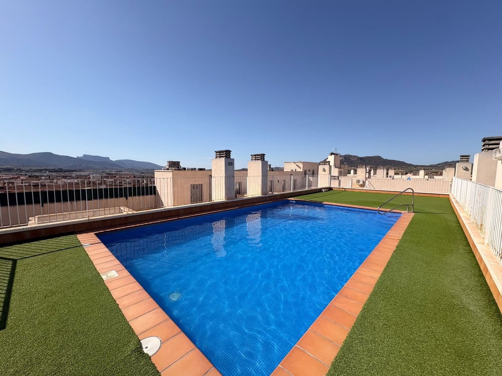 3 bedroom Apartment for sale in Sax with pool - € 125,000 (Ref: 9906949)