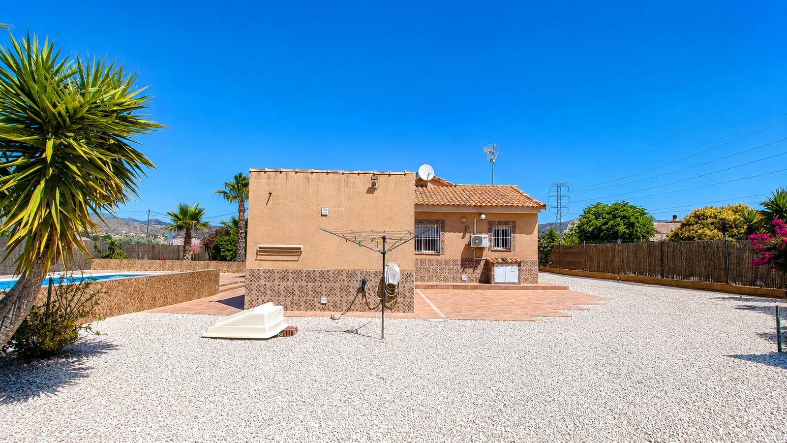 3 bedroom Villa for sale in Macisvenda with pool garage - € 265,000 (Ref: 9910026)