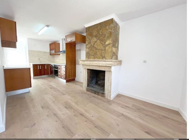3 quarto Casa em Banda para venda em L'Algueña / Alguenya - 129 995 € (Ref: 9912504)