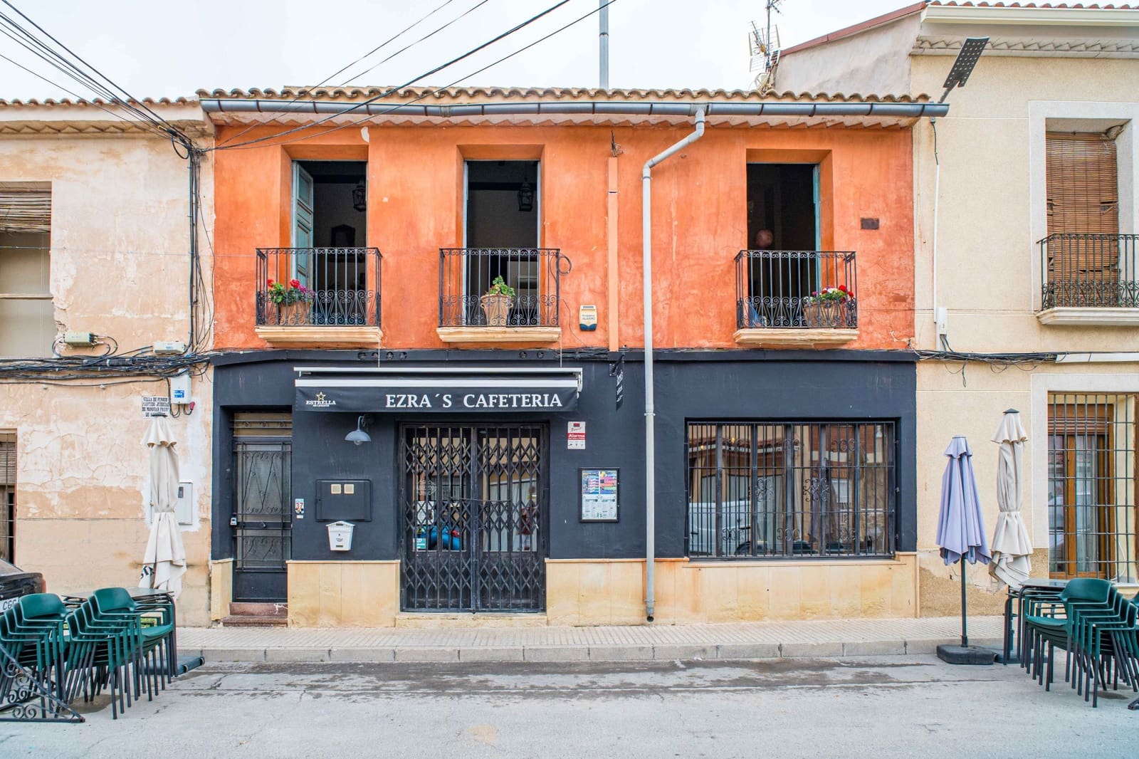 3 bedroom Townhouse for sale in Pinoso with garage - € 370,000 (Ref: 9919343)