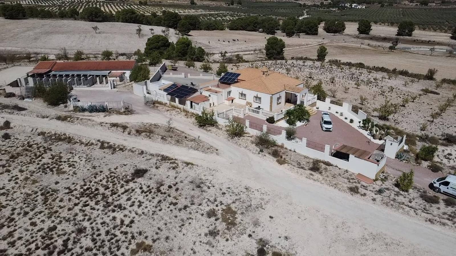 4 slaapkamer Commercieel te koop in Salinas met zwembad - € 695.000 (Ref: 9928728)