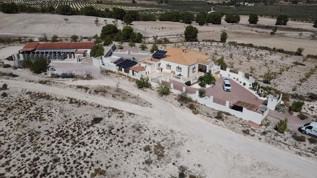 4 slaapkamer Commercieel te koop in Salinas met zwembad - € 695.000 (Ref: 9928728)