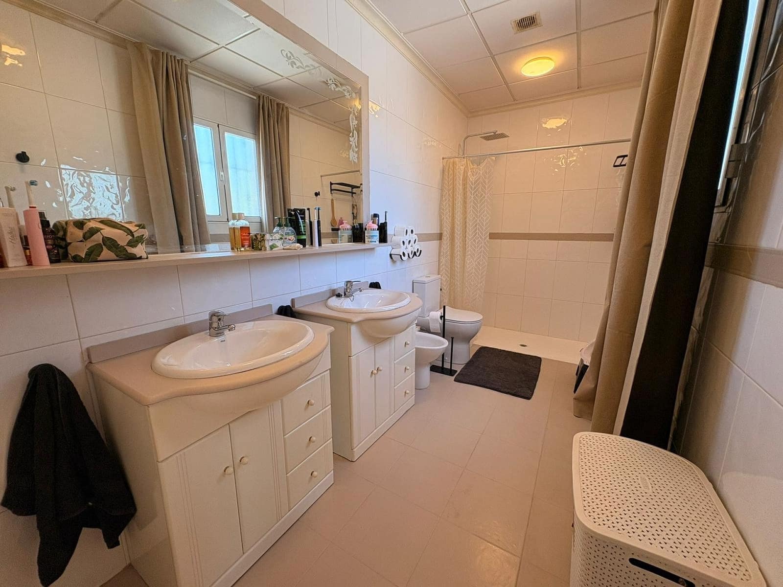 6 soveværelse Finca/Landehus til salg i Jumilla med swimmingpool garage - € 425.000 (Ref: 9939335)