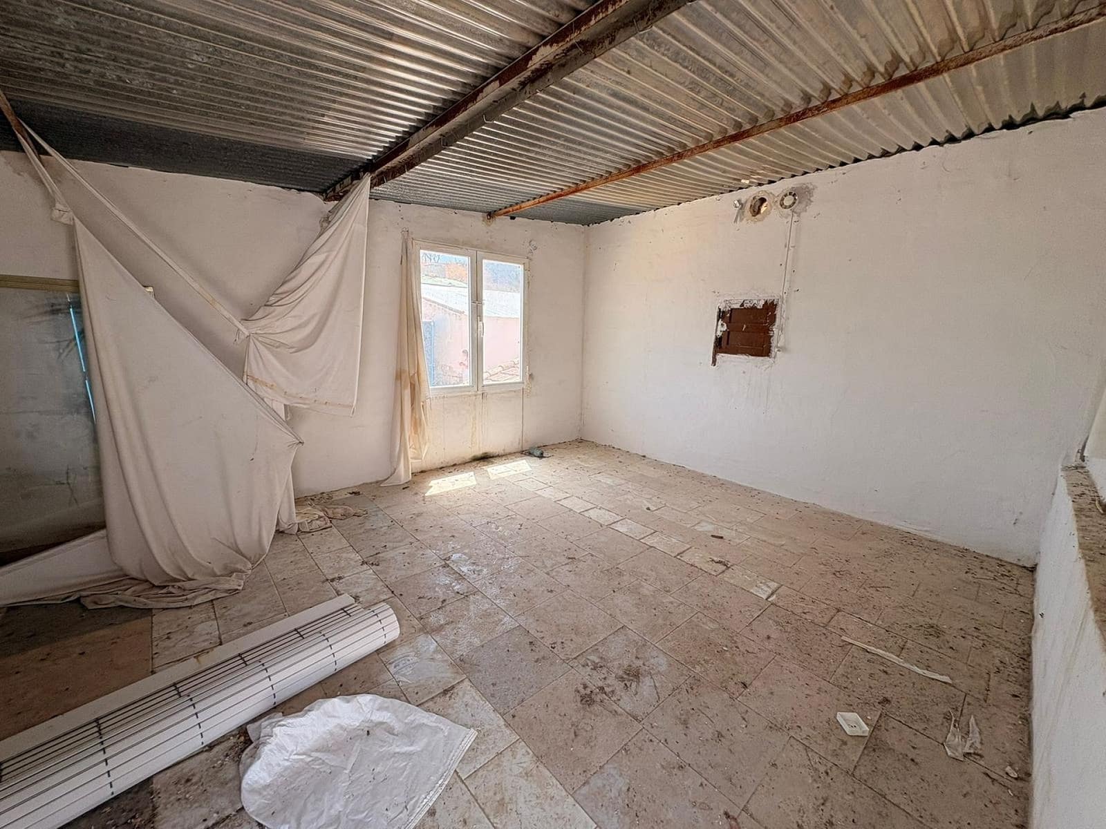6 soveværelse Finca/Landehus til salg i Jumilla med swimmingpool garage - € 425.000 (Ref: 9939335)