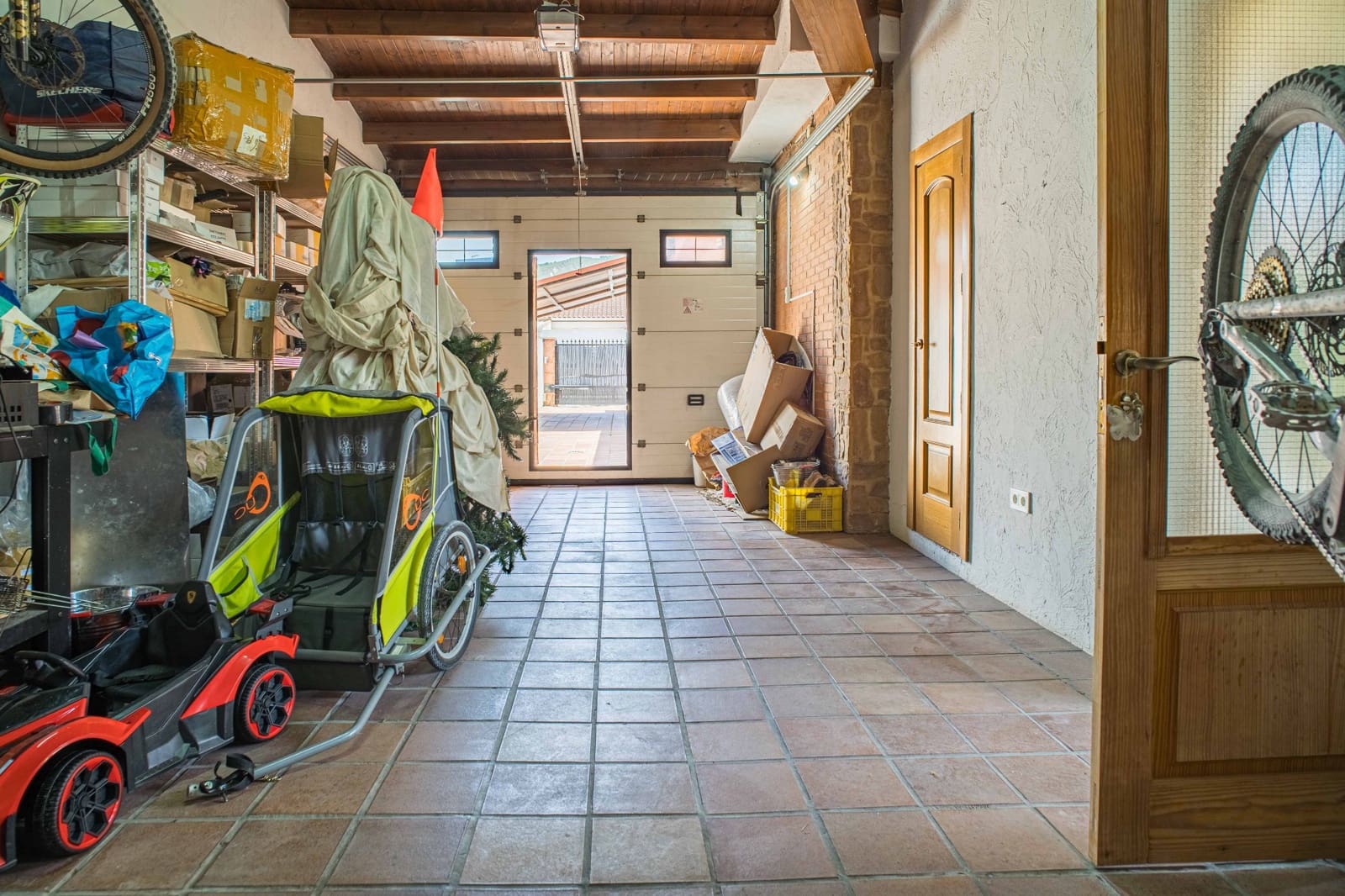 4 slaapkamer Villa te koop in Pinoso met garage - € 299.950 (Ref: 9945096)