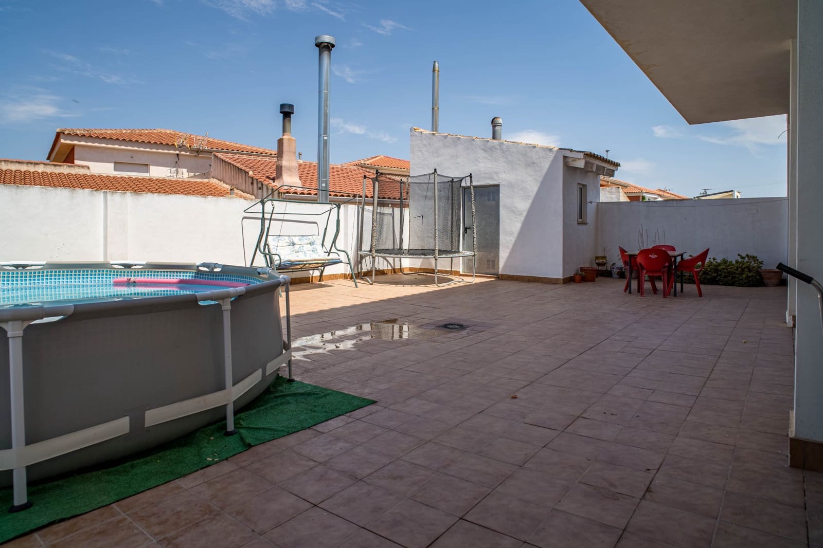 Chalet de 5 habitaciones en Pinoso en venta con piscina garaje - 399.950 € (Ref: 9958434)