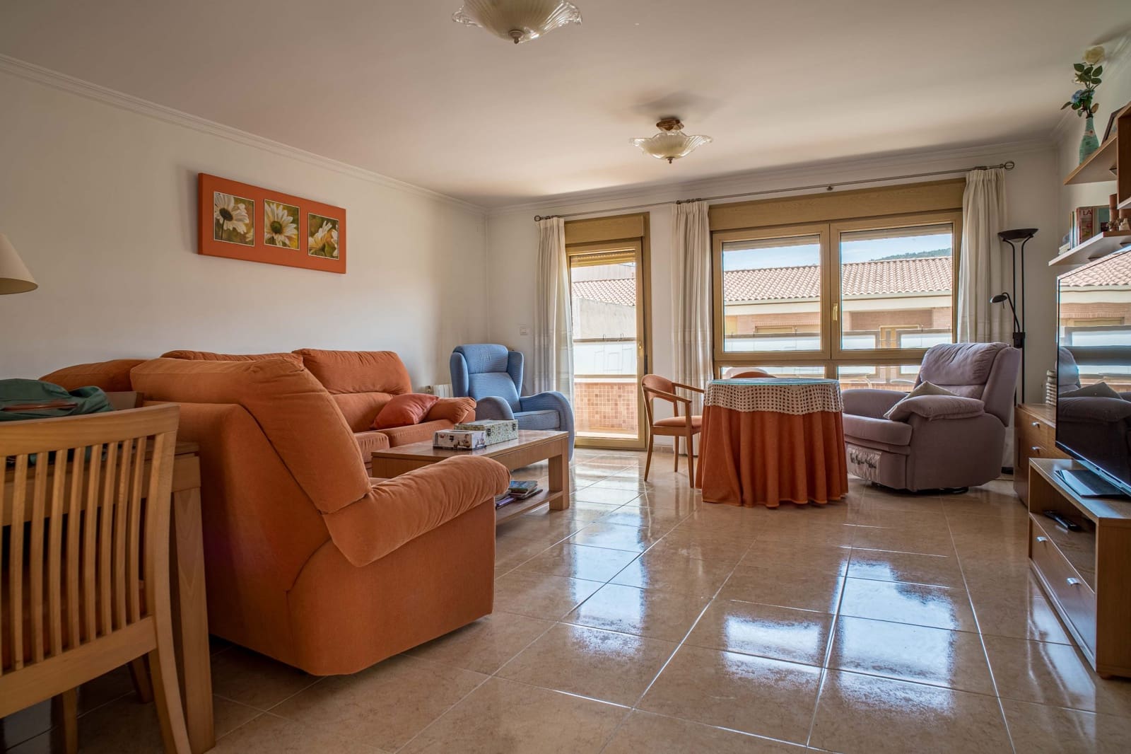 Chalet de 5 habitaciones en Pinoso en venta con piscina garaje - 399.950 € (Ref: 9958434)