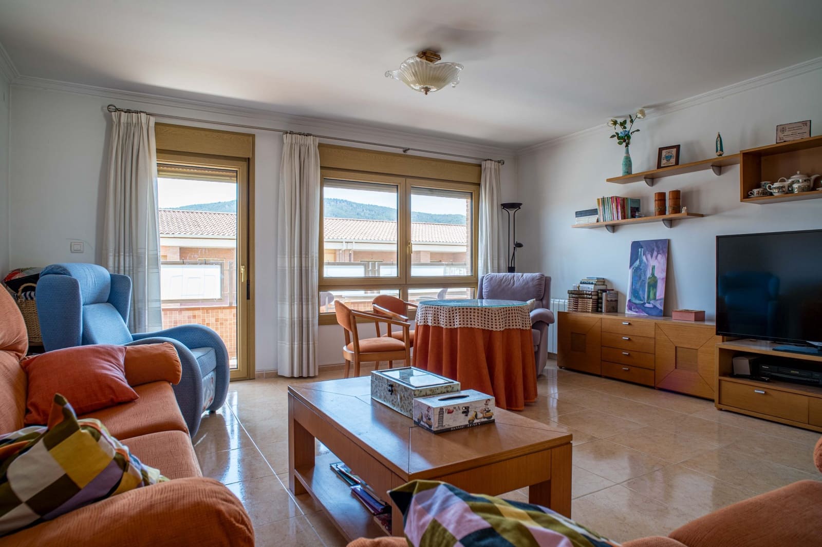 Chalet de 5 habitaciones en Pinoso en venta con piscina garaje - 399.950 € (Ref: 9958434)