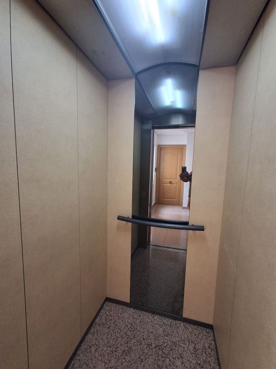 Apartamento de 4 habitaciones en Catral en venta con piscina garaje - 215.000 € (Ref: 9961991)