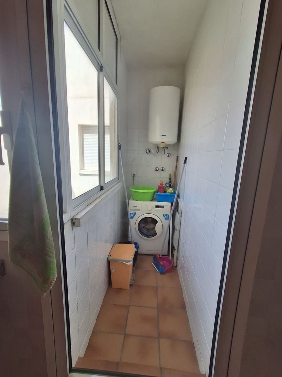 Apartamento de 4 habitaciones en Catral en venta con piscina garaje - 215.000 € (Ref: 9961991)