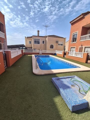 4 quarto Apartamento para venda em Catral com piscina garagem - 215 000 € (Ref: 9961991)