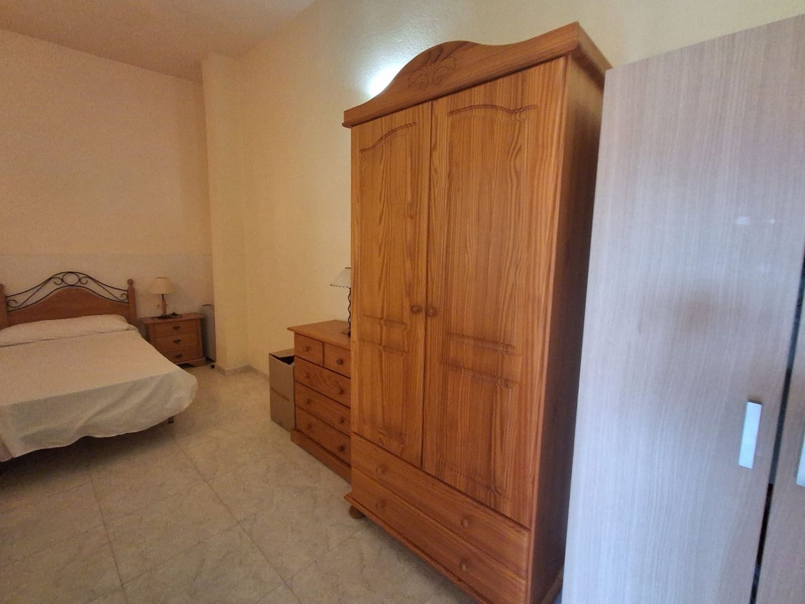 Apartamento de 4 habitaciones en Catral en venta con piscina garaje - 215.000 € (Ref: 9961991)