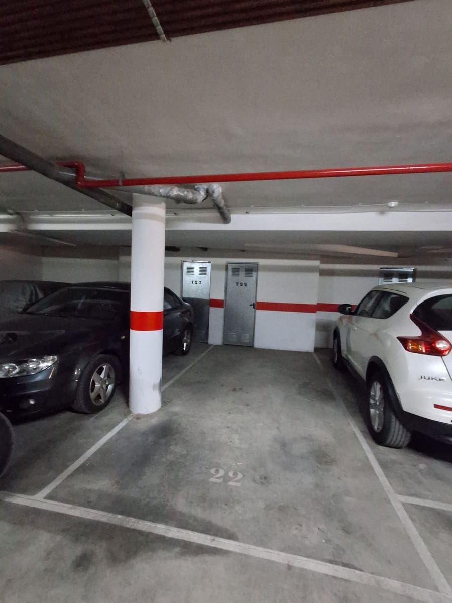 Apartamento de 4 habitaciones en Catral en venta con piscina garaje - 215.000 € (Ref: 9961991)