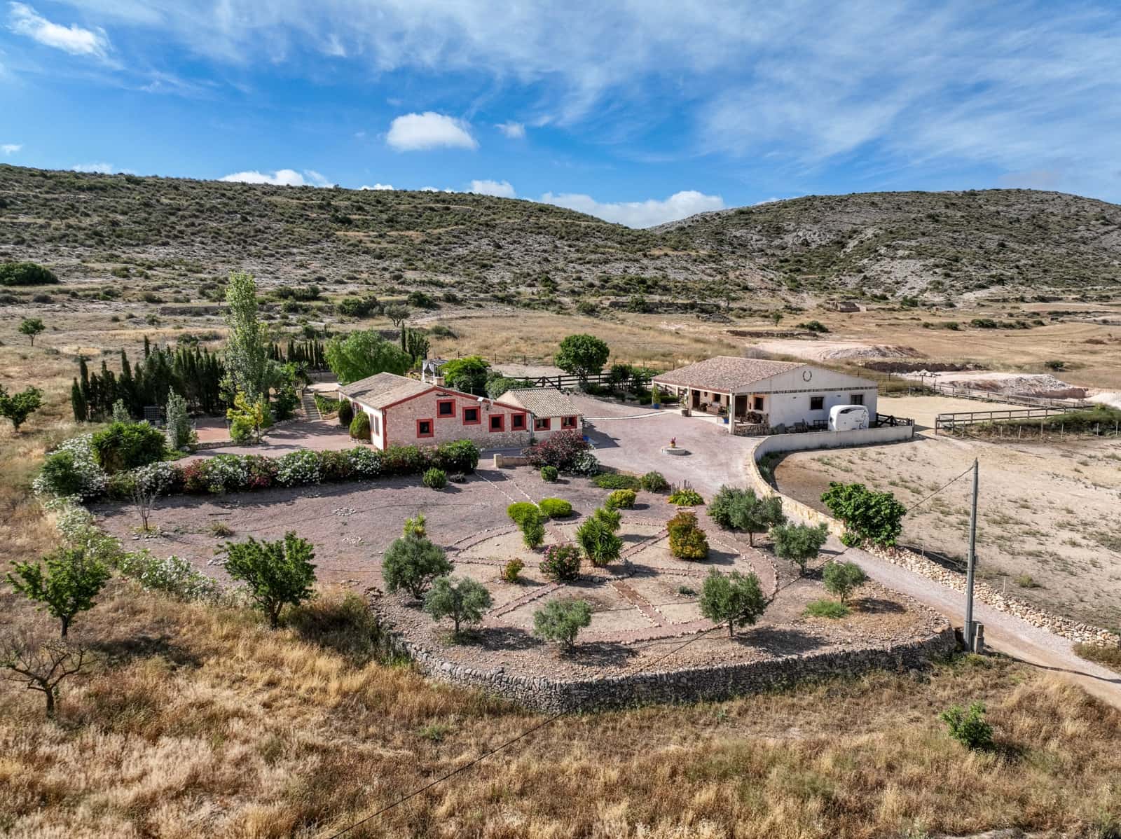5 chambre Finca/Maison de Campagne à vendre à Pinoso avec piscine garage - 549 500 € (Ref: 9961992)