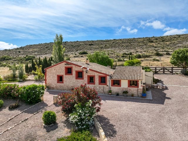 5 chambre Finca/Maison de Campagne à vendre à Pinoso avec piscine garage - 549 500 € (Ref: 9961992)