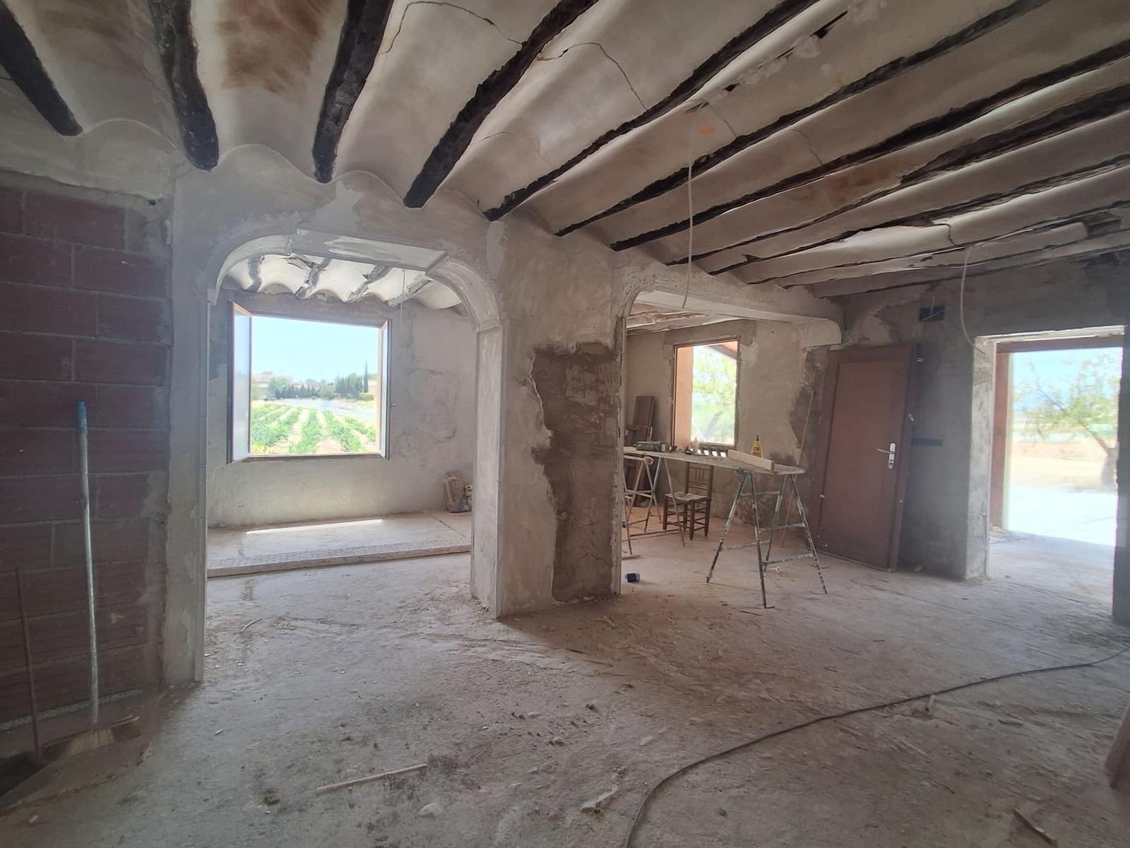 4 slaapkamer Finca/Landhuis te koop in Pinoso met zwembad - € 295.000 (Ref: 9976770)