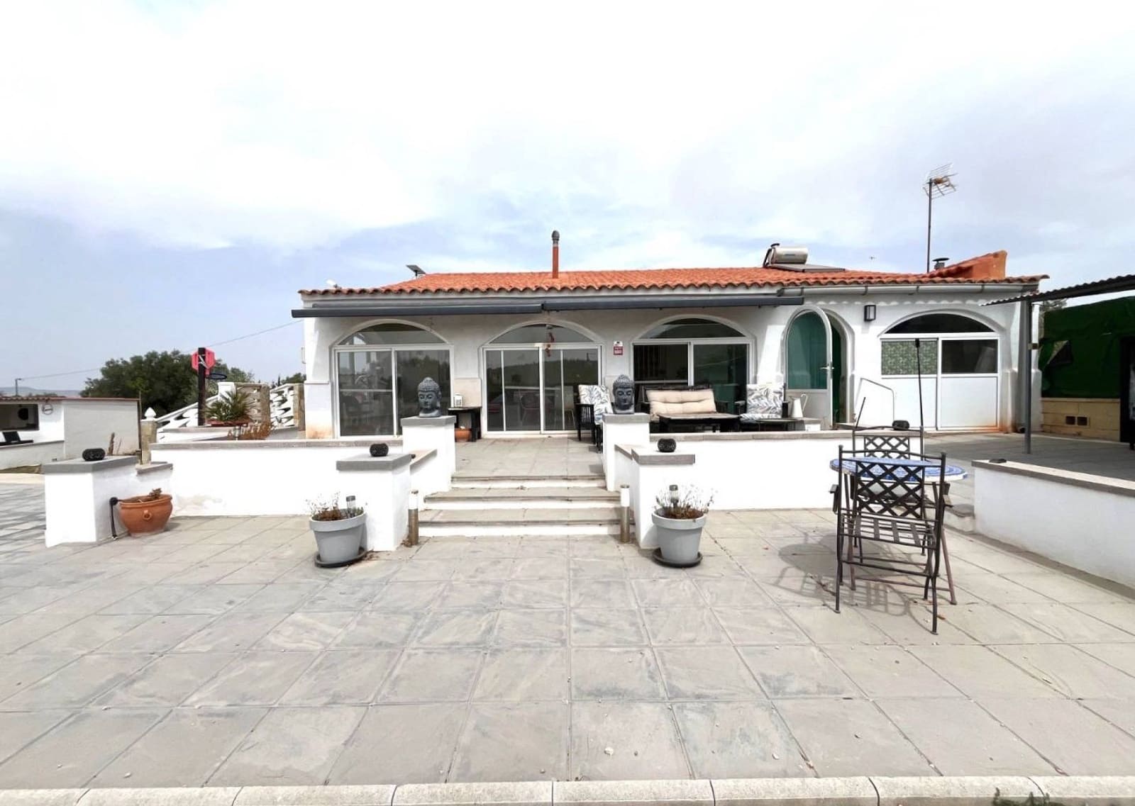 3 sovrum Finca/Hus på landet till salu i Sax med pool - 299 999 € (Ref: 9978153)