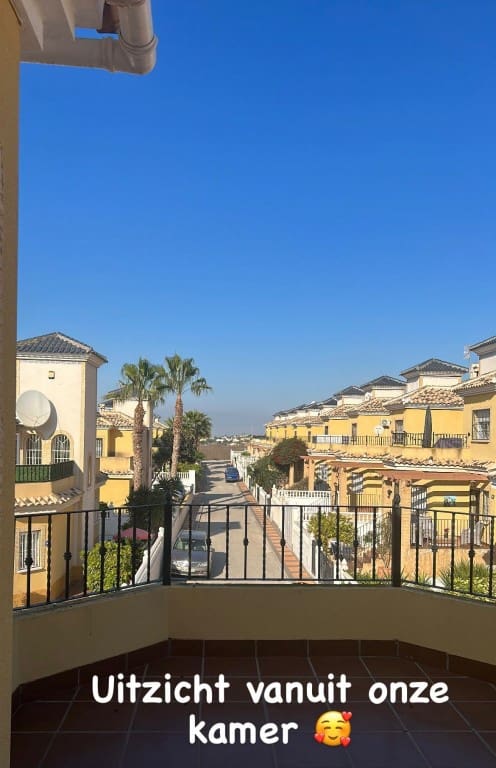Chalet de 3 habitaciones en Lo Crispin en venta con piscina - 220.000 € (Ref: 9984380)