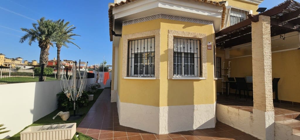 Chalet de 3 habitaciones en Lo Crispin en venta con piscina - 220.000 € (Ref: 9984380)