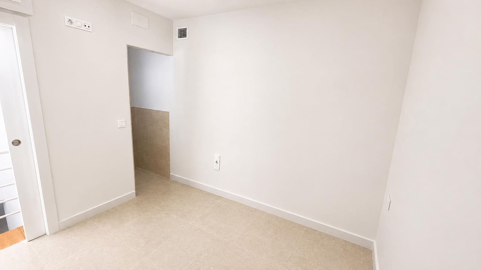2 makuuhuone Huoneisto vuokrattavana paikassa Malaga kaupunki - 1 300 € (Ref: 10000239)