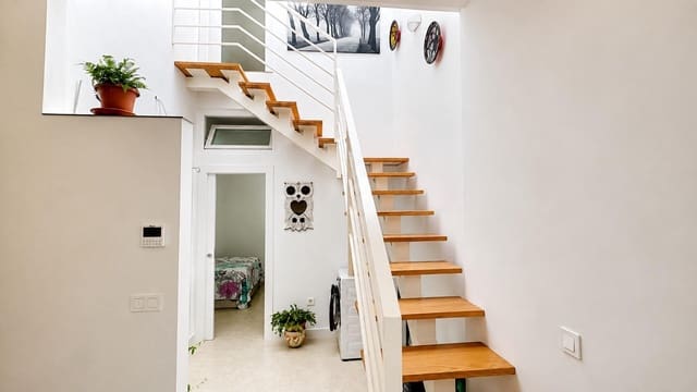 2 makuuhuone Huoneisto vuokrattavana paikassa Huelin, Málaga kaupunki - 1 300 € (Ref: 10000239)