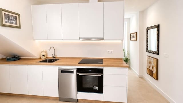 2 makuuhuone Huoneisto vuokrattavana paikassa Huelin, Málaga kaupunki - 1 300 € (Ref: 10000239)