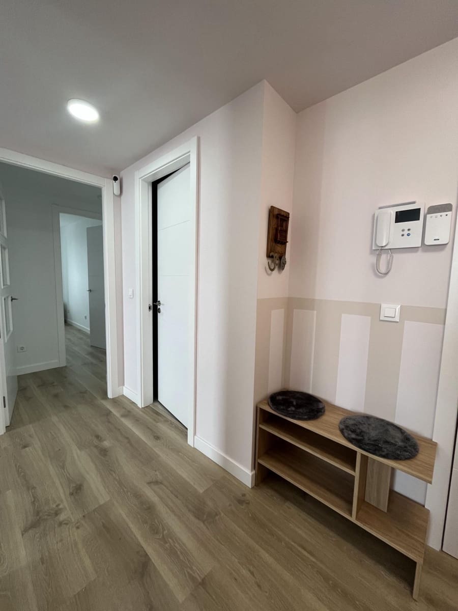 4 bedroom Flat for rent in Las Palmas de Gran Canaria with pool garage - € 2,500 (Ref: 10000241)