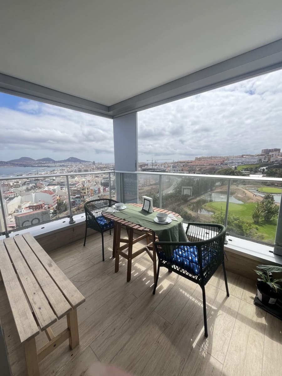 4 bedroom Flat for rent in Las Palmas de Gran Canaria with pool garage - € 2,500 (Ref: 10000241)