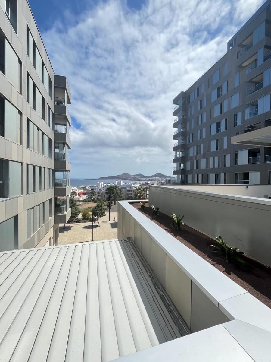 4 bedroom Flat for rent in Las Palmas de Gran Canaria with pool garage - € 2,500 (Ref: 10000241)