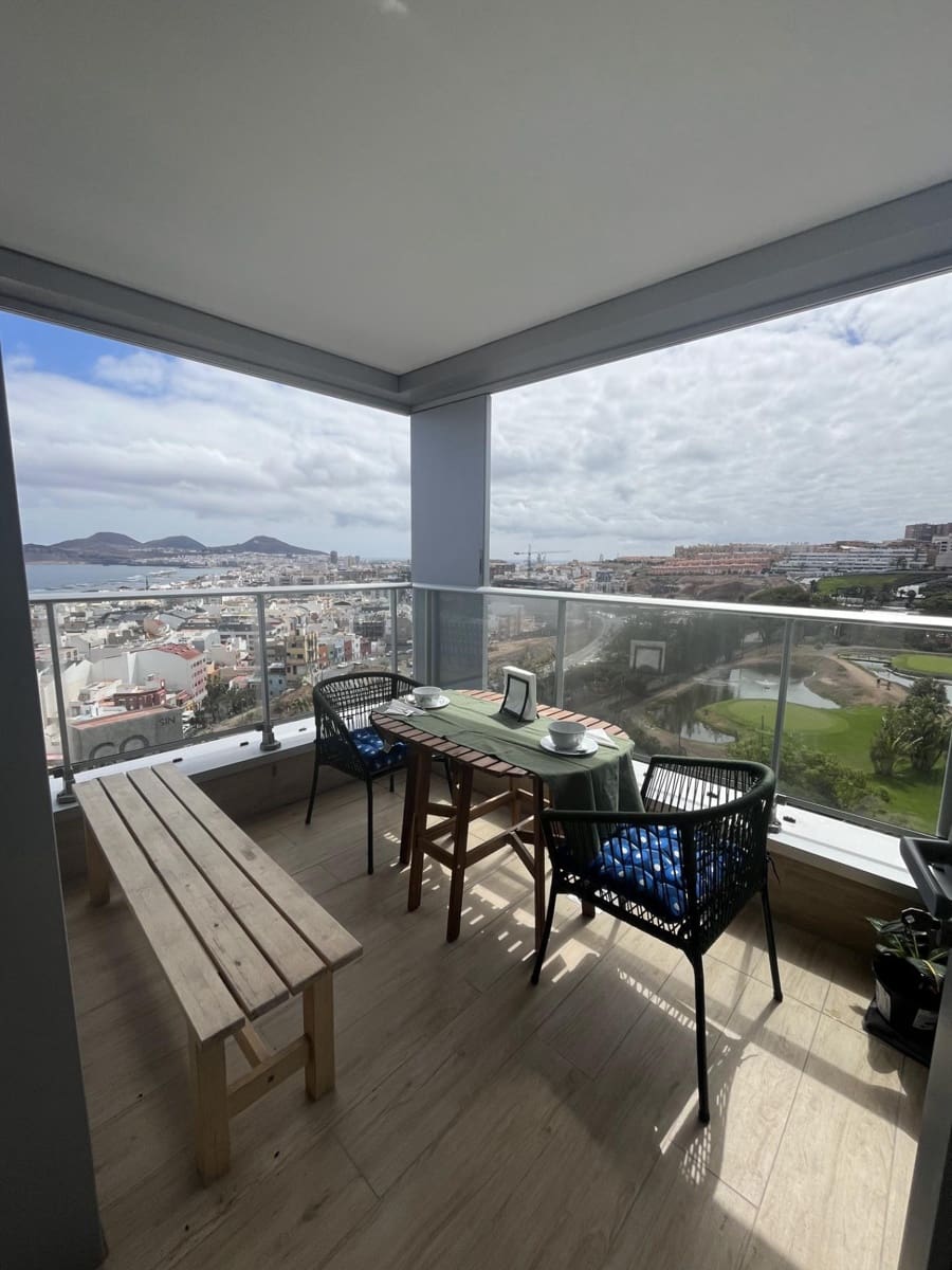 4 bedroom Flat for rent in Las Palmas de Gran Canaria with pool garage - € 2,500 (Ref: 10000241)