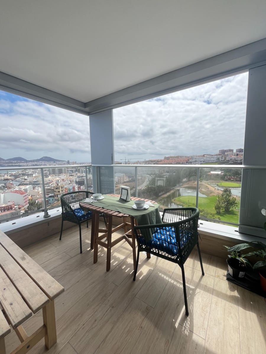4 bedroom Flat for rent in Las Palmas de Gran Canaria with pool garage - € 2,500 (Ref: 10000241)