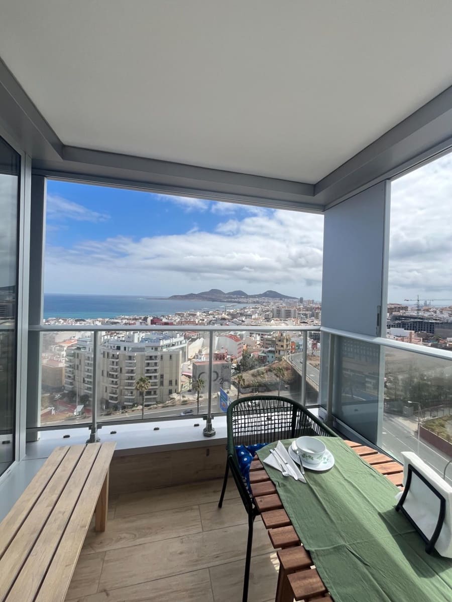 4 bedroom Flat for rent in Las Palmas de Gran Canaria with pool garage - € 2,500 (Ref: 10000241)