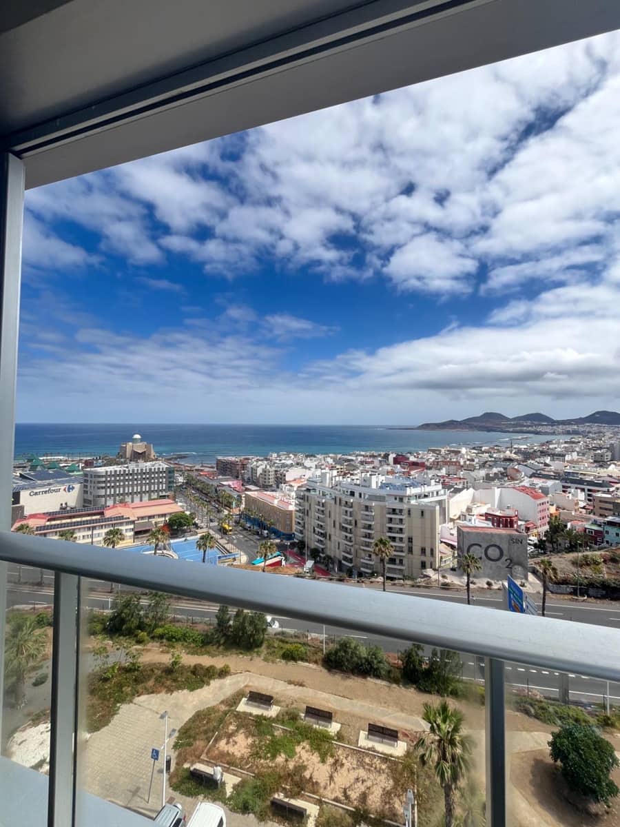 4 bedroom Flat for rent in Las Palmas de Gran Canaria with pool garage - € 2,500 (Ref: 10000241)