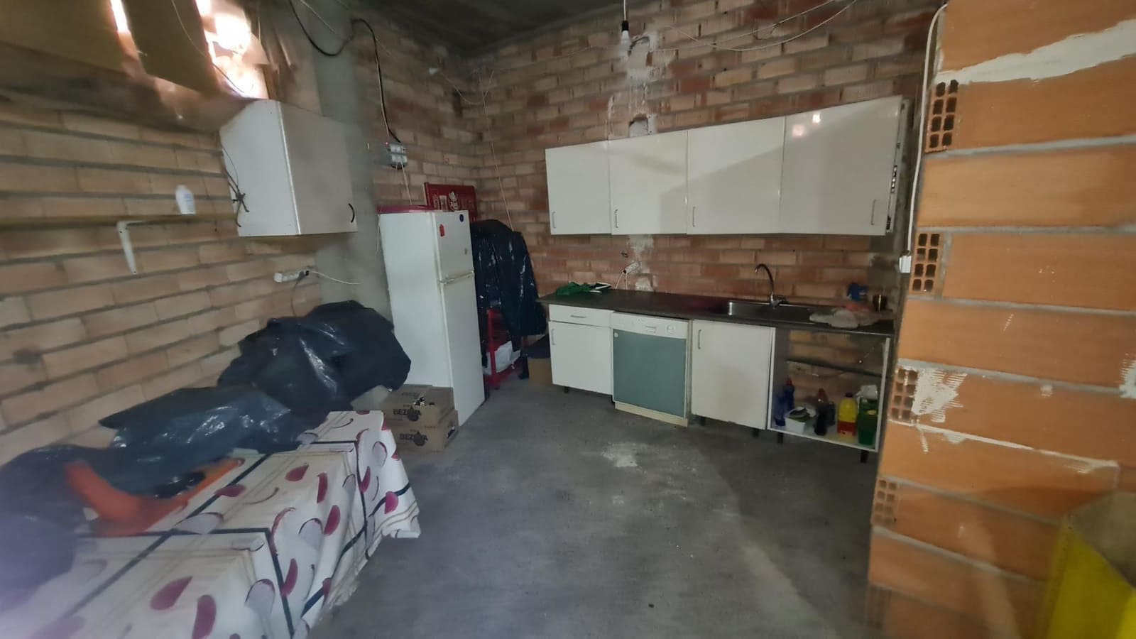 1 Zimmer Gewerbe zu verkaufen in La Almunia de Dona Godina - 135.000 € (Ref: 10005358)