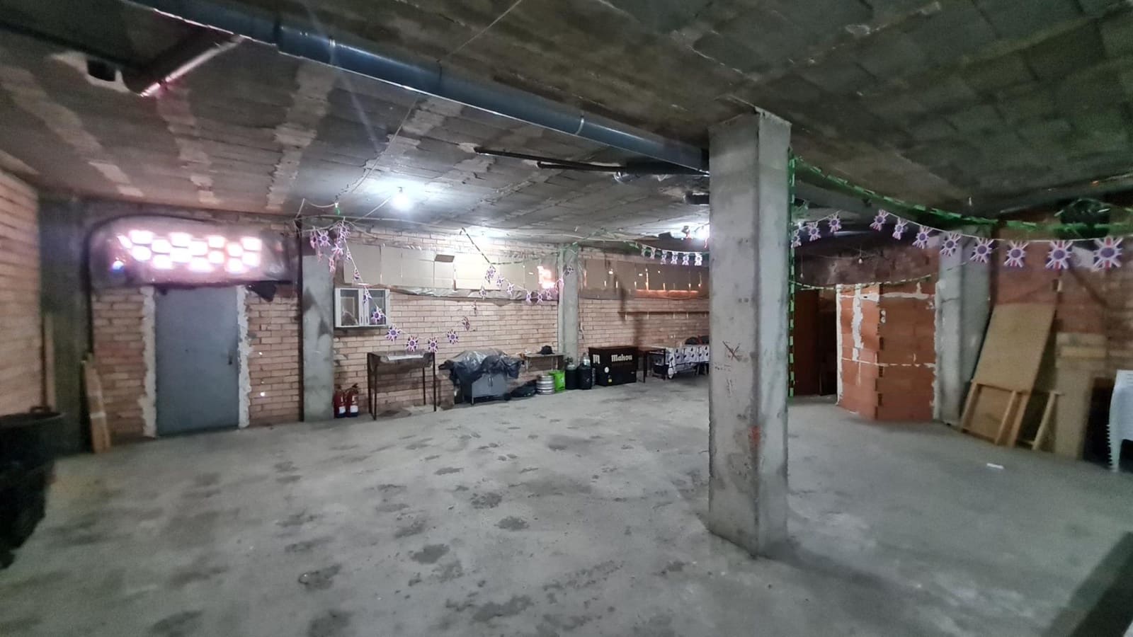 1 Zimmer Gewerbe zu verkaufen in La Almunia de Dona Godina - 135.000 € (Ref: 10005358)