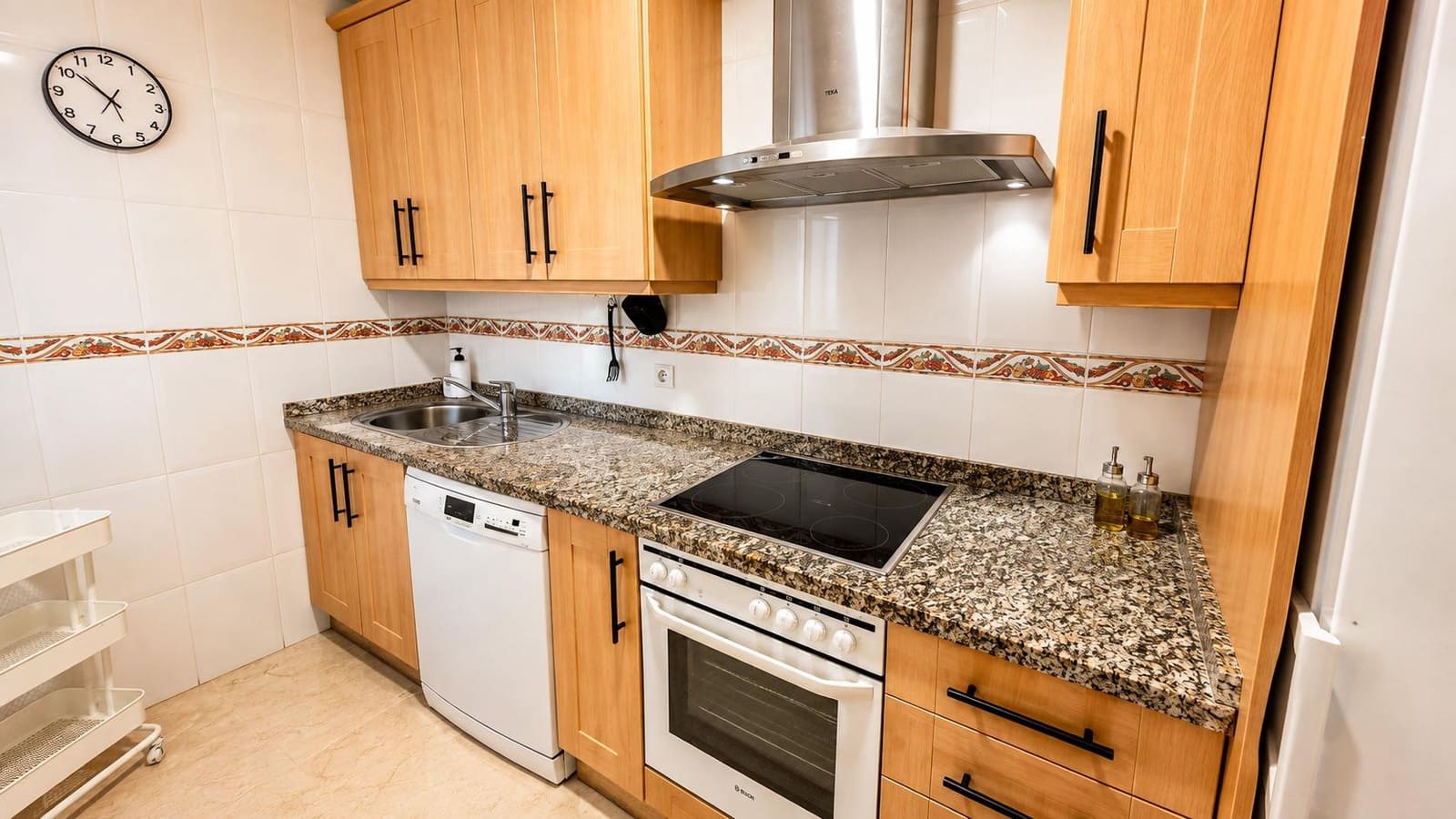 1 soveværelse Lejlighed til salg i Benalmadena med swimmingpool garage - € 269.000 (Ref: 10007252)