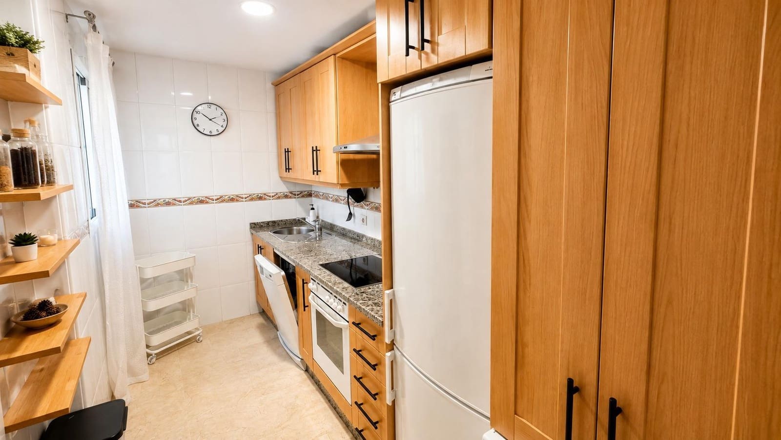 1 soveværelse Lejlighed til salg i Benalmadena med swimmingpool garage - € 269.000 (Ref: 10007252)