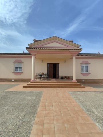 Chalet de 5 habitaciones en Tomares en venta con piscina garaje - 780.000 € (Ref: 10007253)