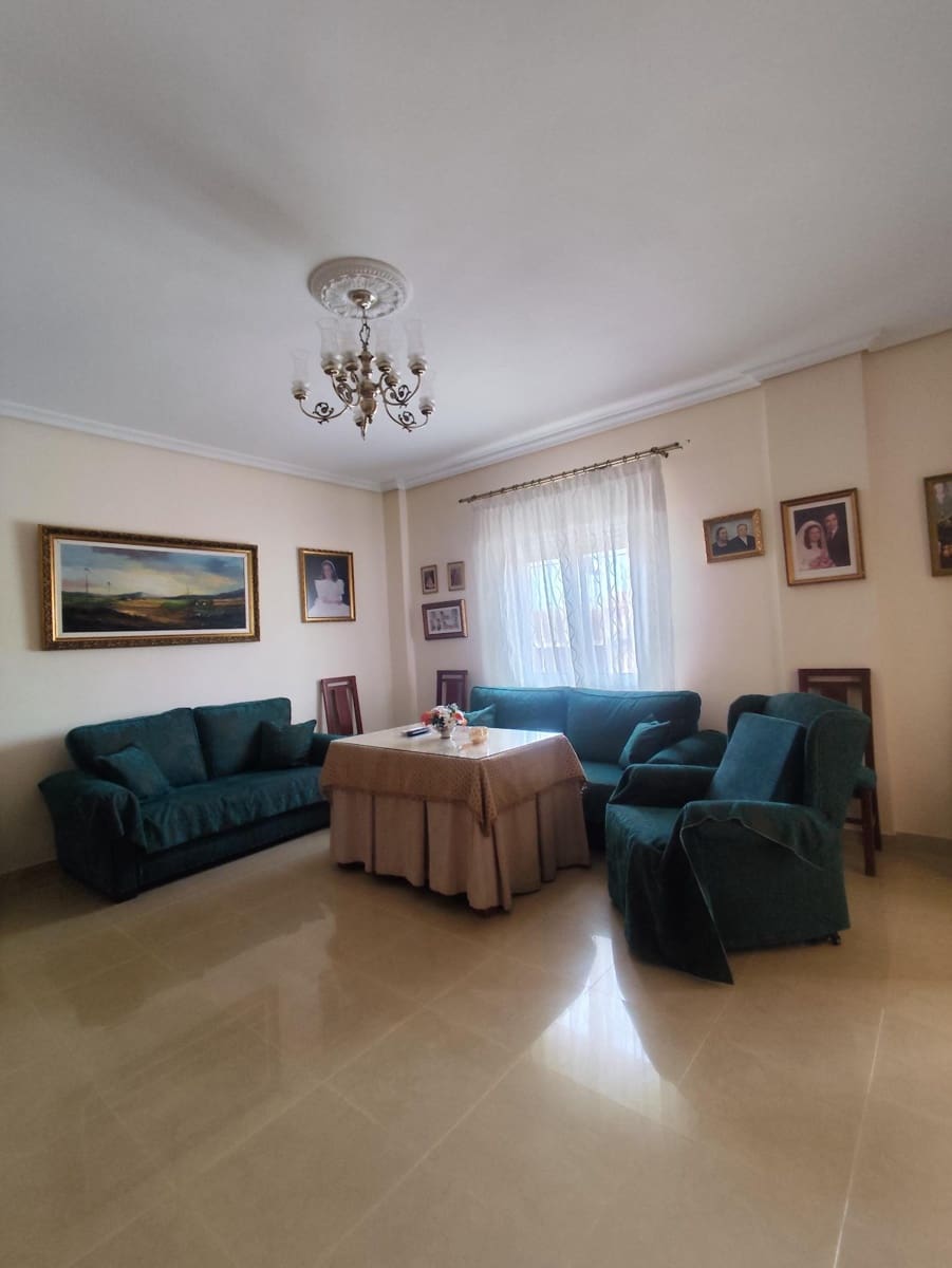 Chalet de 5 habitaciones en Tomares en venta con piscina garaje - 780.000 € (Ref: 10007253)
