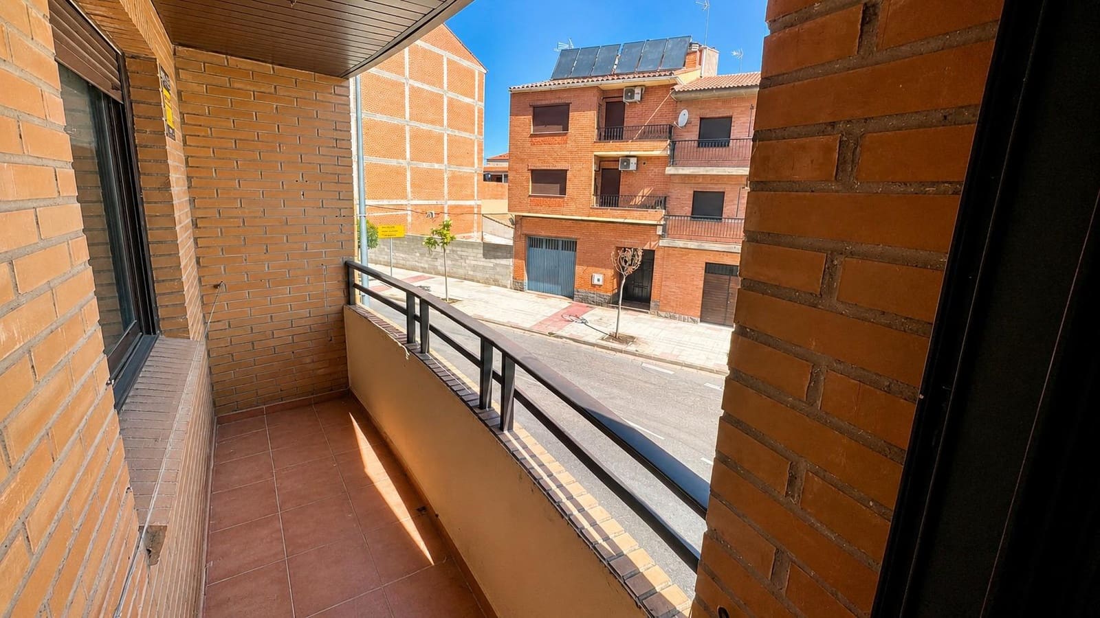 4 quarto Apartamento para venda em La Almunia de Dona Godina com piscina garagem - 179 000 € (Ref: 10009250)