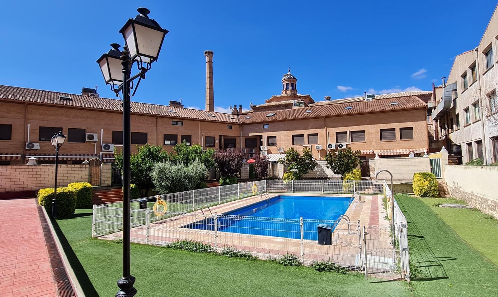 4 quarto Apartamento para venda em La Almunia de Dona Godina com piscina garagem - 179 000 € (Ref: 10009250)