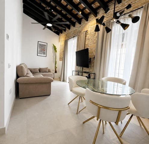 4 camera da letto Villa in vendita in Jerez de la Frontera con garage - 499.000 € (Rif: 10011603)