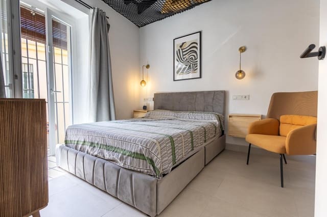 4 chambre Villa/Maison à vendre à Jerez de la Frontera avec garage - 499 000 € (Ref: 10011603)