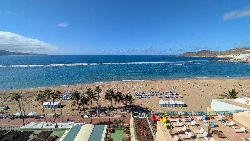 2 soveværelse Lejlighed til leje i Las Palmas de Gran Canaria - € 1.100 (Ref: 10011604)