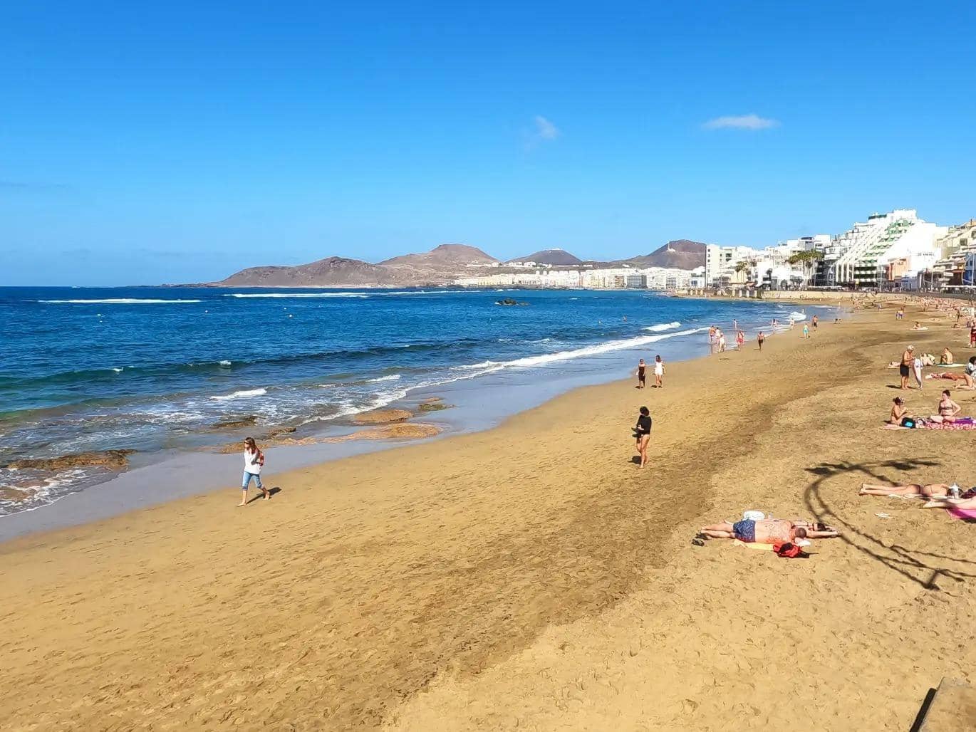 2 soveværelse Lejlighed til leje i Las Palmas de Gran Canaria - € 1.100 (Ref: 10011604)