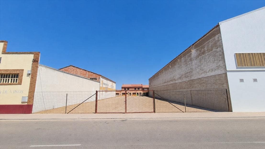 Building Plot for sale in Carinena - € 295,000 (Ref: 10011605)