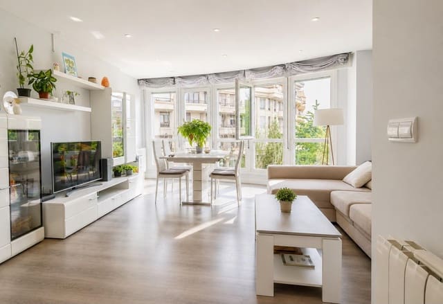 3 sovrum Lägenhet till salu i Santander med pool garage - 290 000 € (Ref: 10013110)